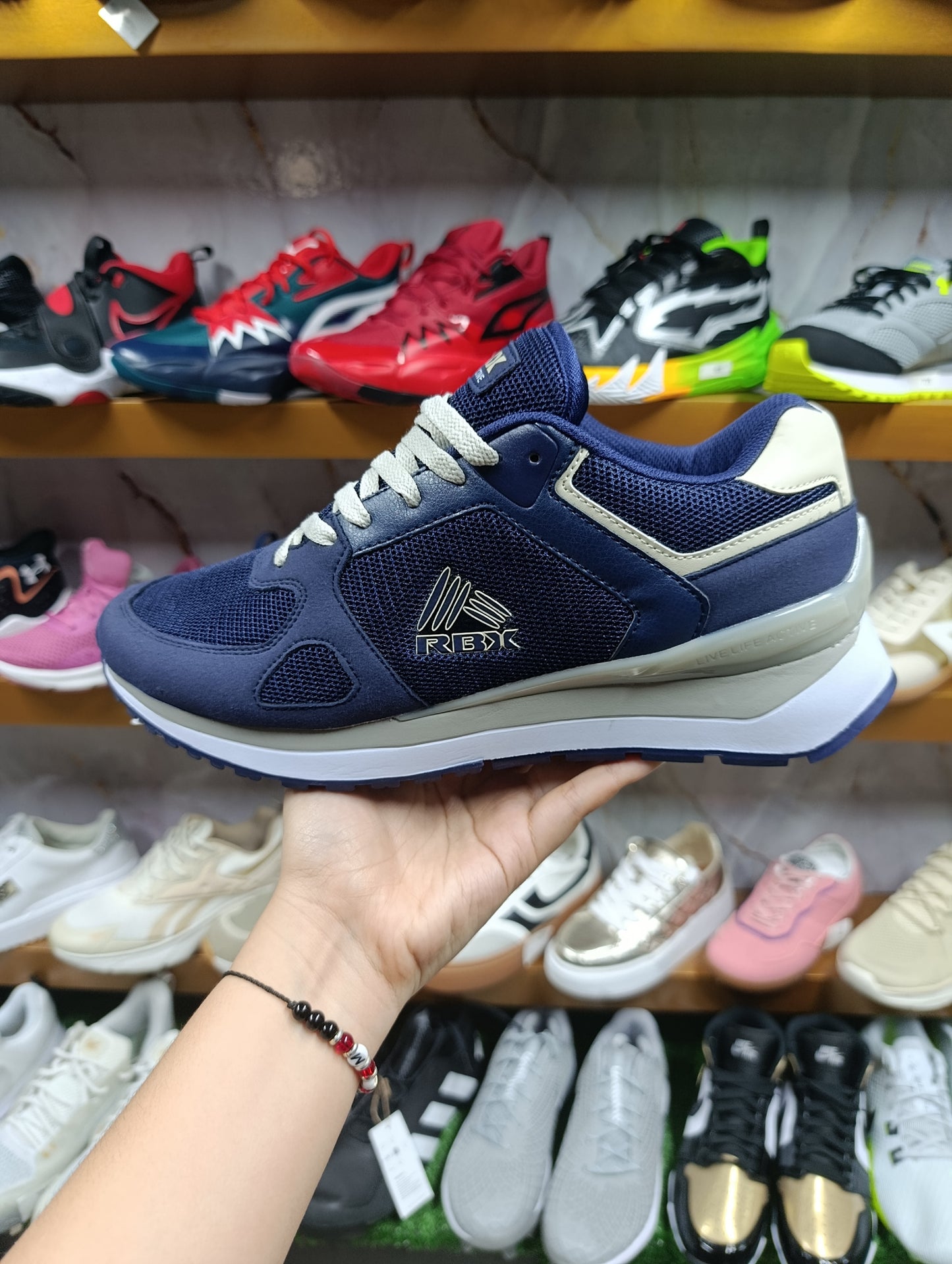 Calzado para caballero RBX.