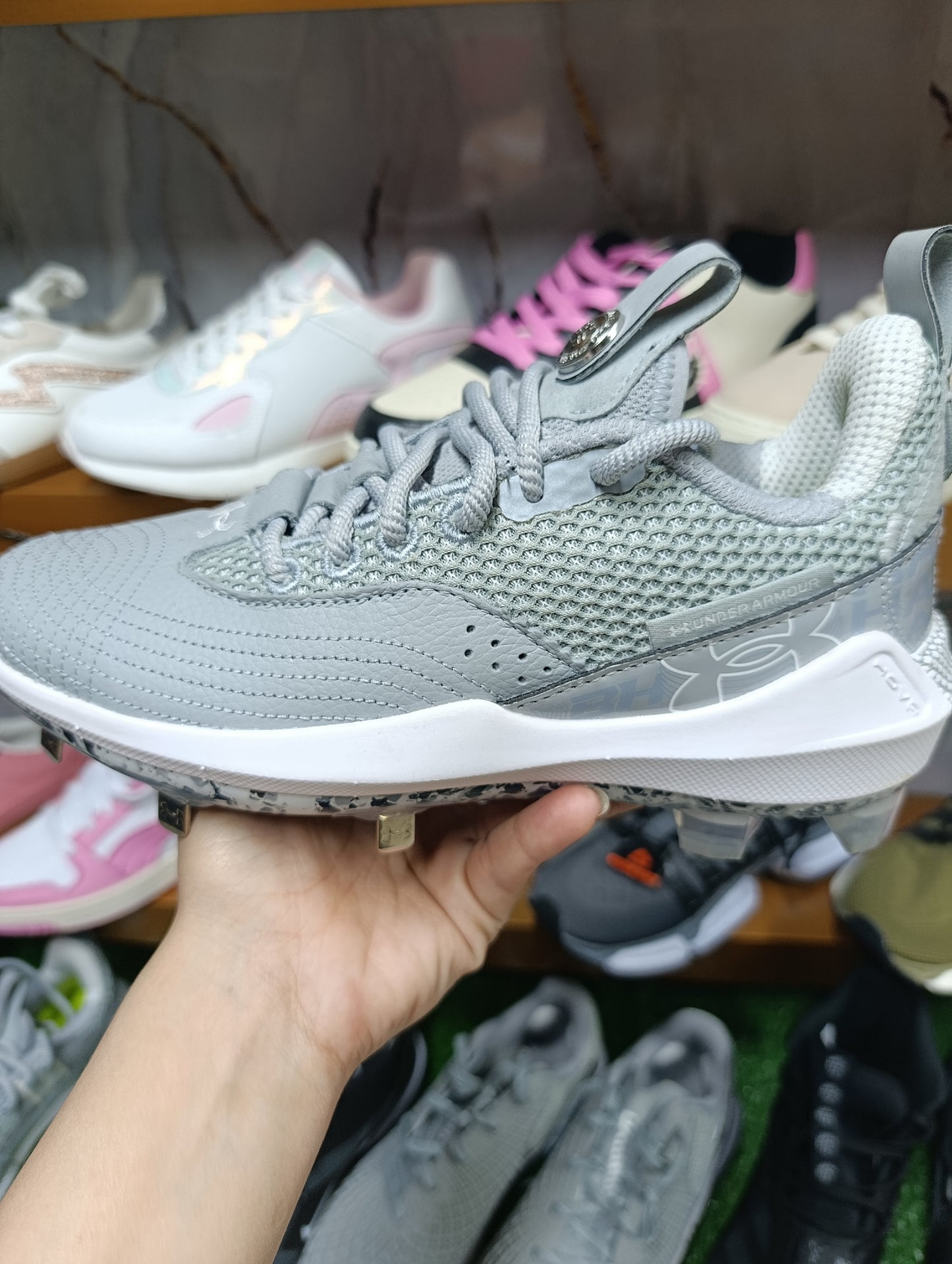 Ganchos béisbol UNDER ARMOUR