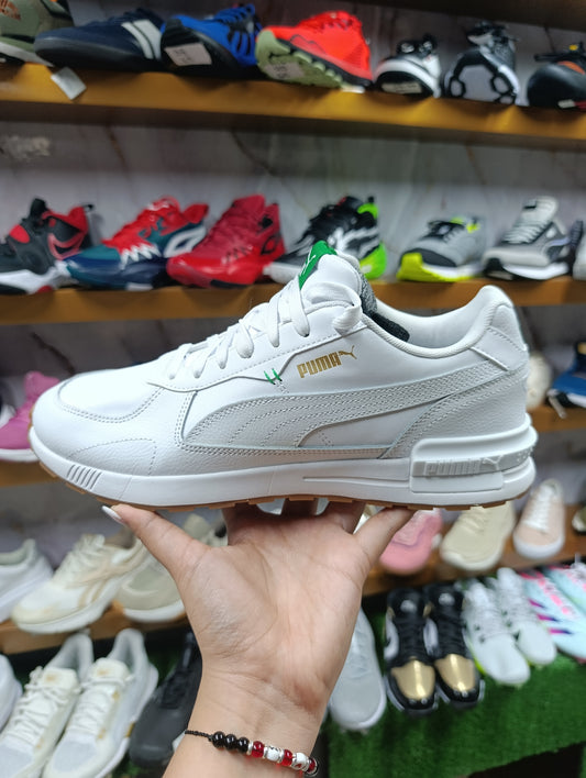 Calzado para caballero PUMA.