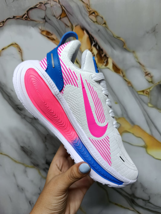 Nike vomero 18, Running 😍