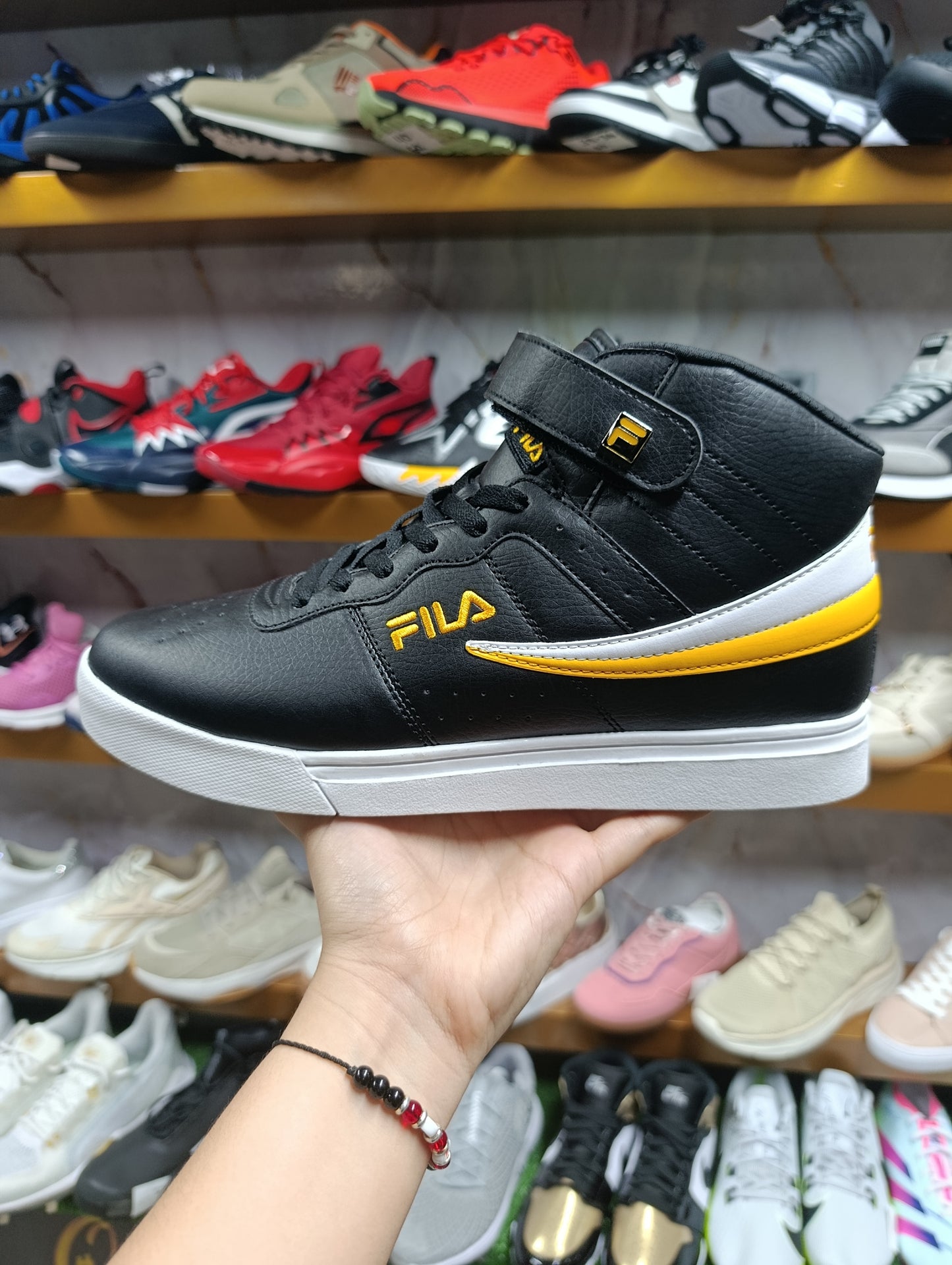 Calzado para caballero FILA