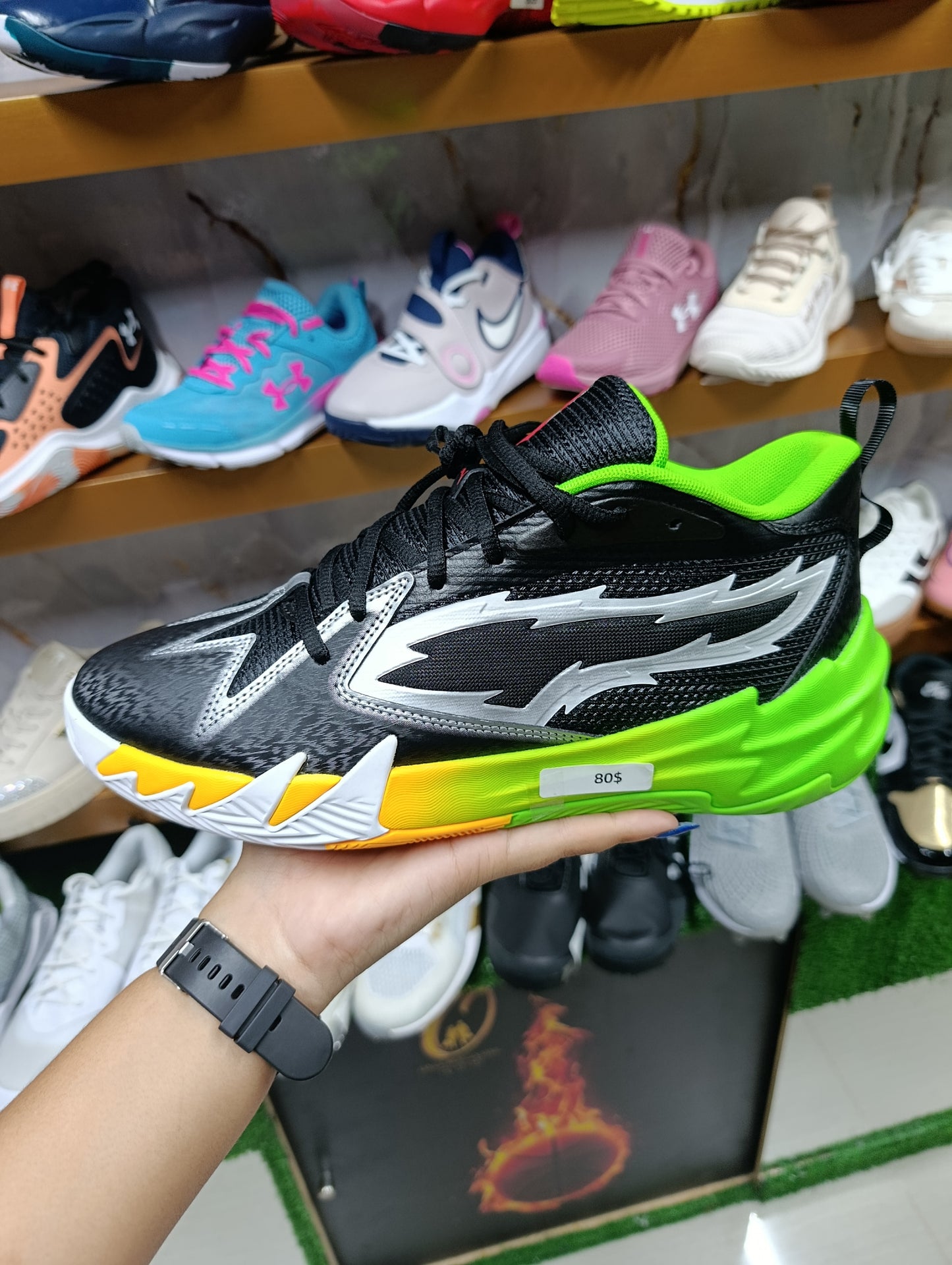 Calzado para caballero PUMA.