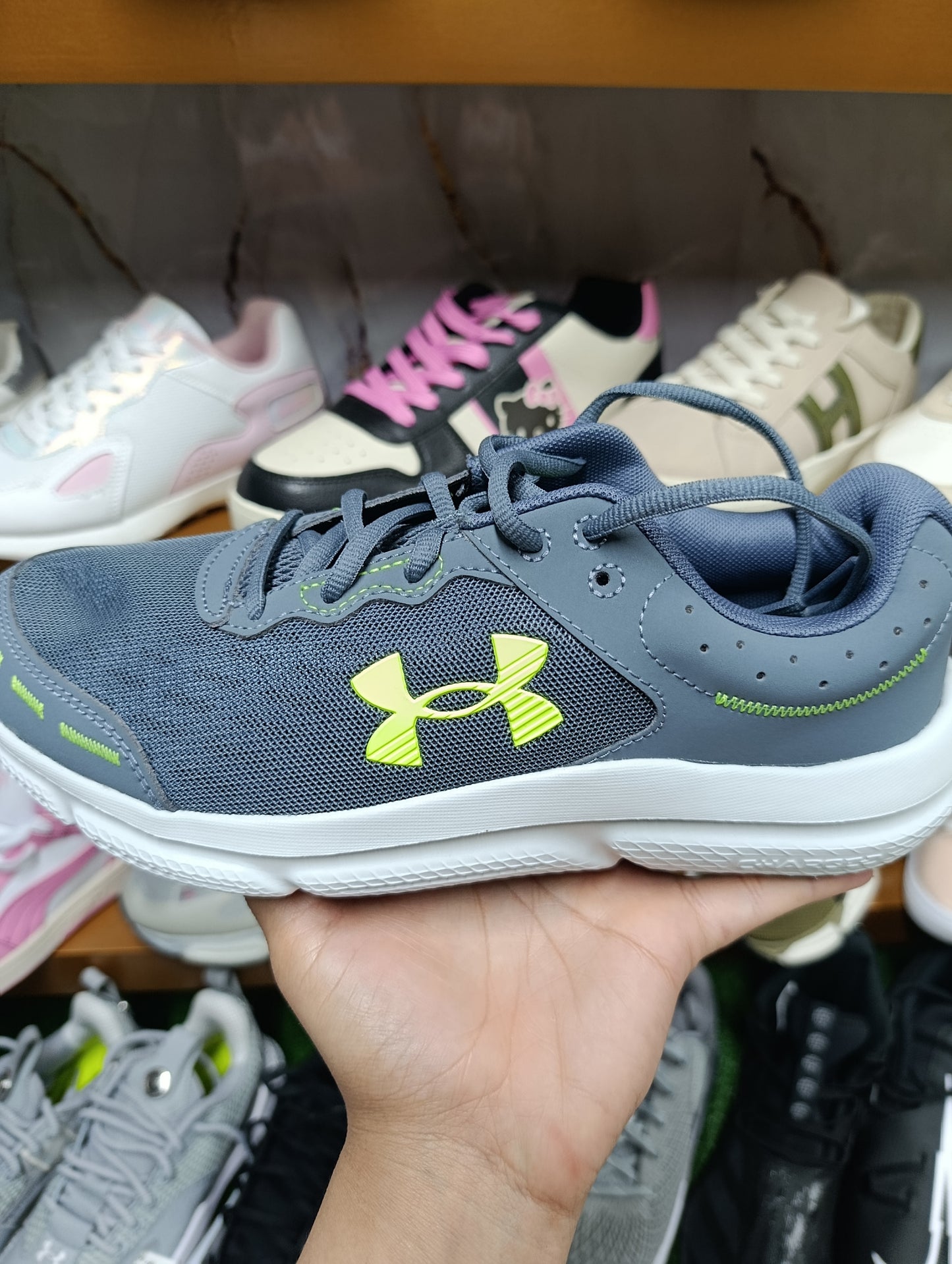 Calzado para caballero UNDER ARMOUR